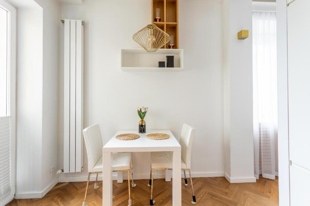 Urban Chic - Center - Cozy - Zurawia Apartment Warschau